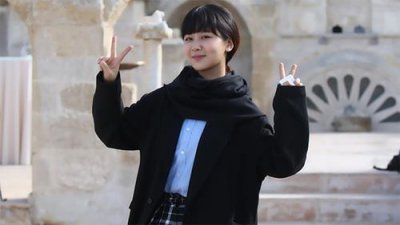 ​杨紫小时候凹凸点照家有儿女杨紫疑似没穿内衣