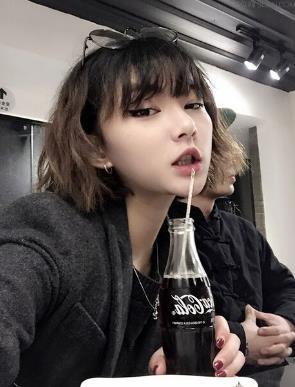 中国最火韩国女主播 最受宅男追捧的性感女主播