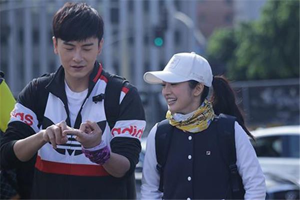 郑元畅林依晨隐婚三年在一起过吗恋爱细节 多少男明星追过林依晨