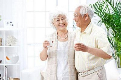 ​中老年人为什么要补钙 老年人缺钙的危害