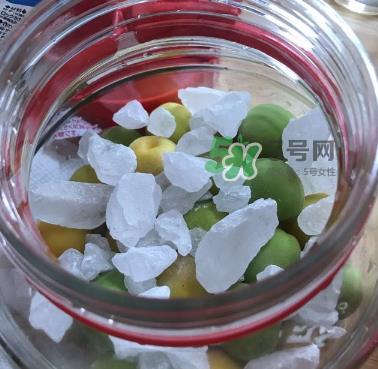 自制青梅酒的做法 青梅酒泡多久可以喝？