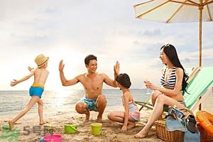 第一次来月经能游泳吗？经期不适怎么缓解？