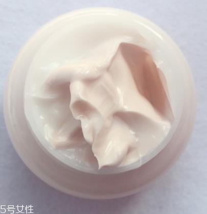 悦诗风吟素颜霜多少钱？悦诗风吟小心机面霜