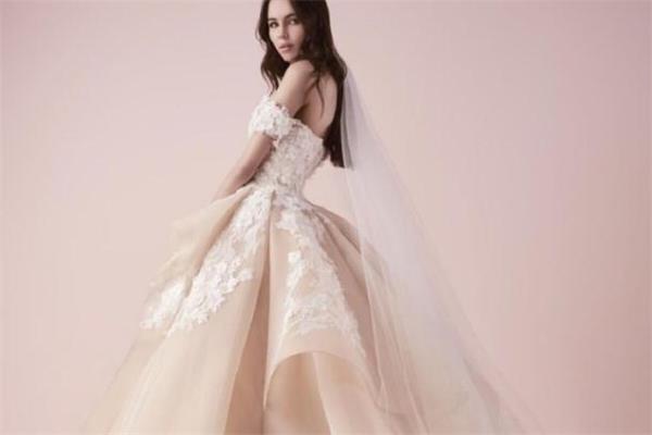 saiid kobeisy是什么牌子 宫廷风高定婚纱
