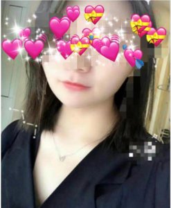 ​晚上10点，她说：脚好疼，你来给我揉揉？