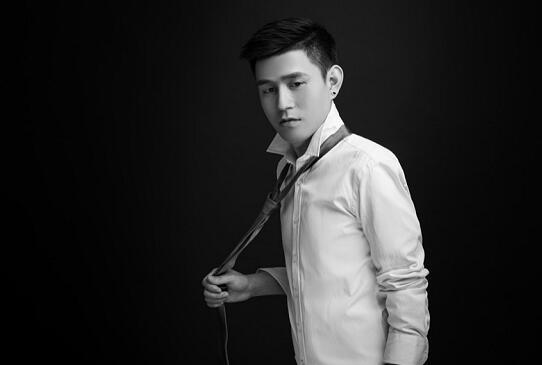 屌丝还分三六九等，像我这种人，简直不入流g