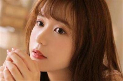 ​女生说对你没感觉是什么意思？如何通过聊天让她有感觉？