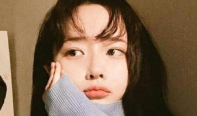 ​女生说自己丑怎么回答高情商？要不漏痕迹夸赞她