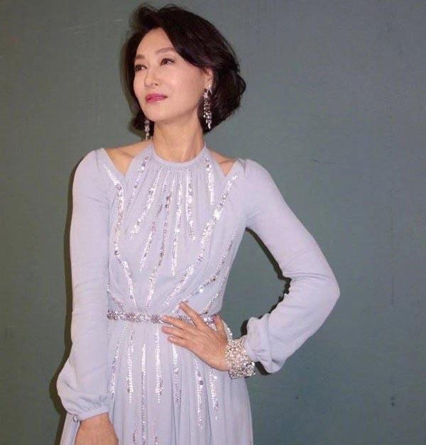 娱乐香港女演员老戏骨名字有哪些  2