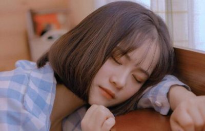 ​晚上和女孩子聊些什么才能长久的聊下去？