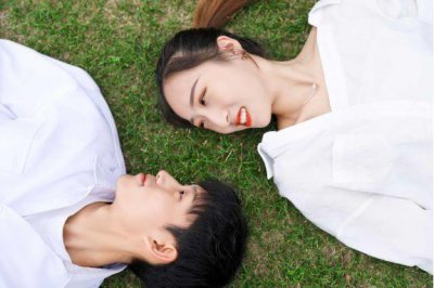 ​如何快速吸引妹子的注意力并成功约会