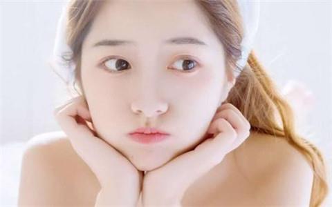 喜欢一个高冷女生怎么追1