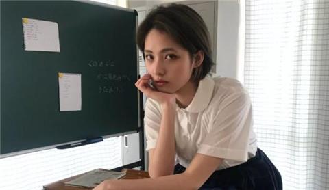 女生生气的时候说看你表现