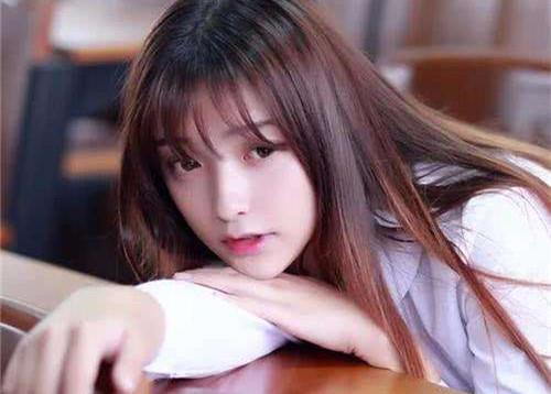 刚分手女朋友生气了怎么哄