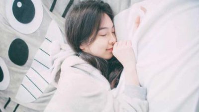 ​怎么和女生聊天增进感情？