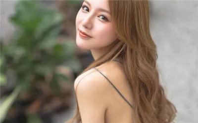 ​女生问你喜欢我哪里啊怎么回答她