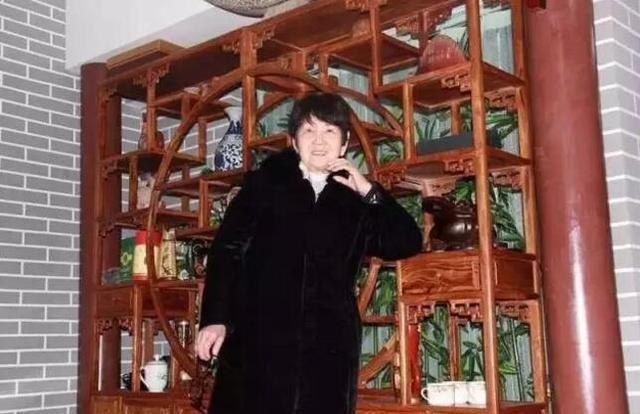她53岁被判死刑，出狱后重新创业，80岁再度成为千万富豪