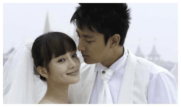 李晨17个字评价李小璐, 不愧是相爱5年, 网友: 早看清了