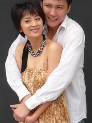 情深深雨蒙蒙中演年轻傅文佩的她, 网友: 嫁得好, 羡慕这样的爱情