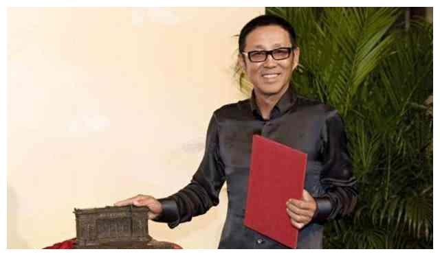 有种“尴尬”叫陈道明当选影协主席，以为没啥，看到感觉不对了