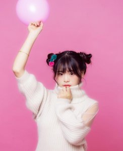 ​粉粉嫩嫩的小妹妹，满满的少女气息
