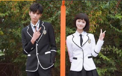 ​有种“整容”叫分手两年！林允还是原来样子，宋威龙“脱胎换骨”