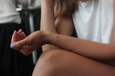 ​老婆冷战不理人怎么办?老婆和你冷战不沟通怎么办