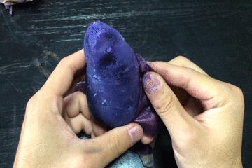 好味｜紫色的土豆你吃过吗？做法简单，营养价值极高，好吃还不贵！
