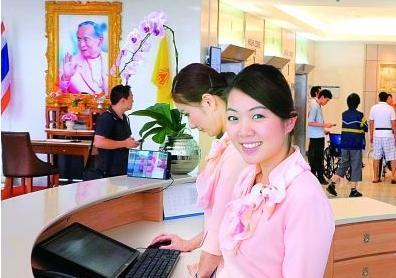地道芒果糯米饭做法，淋上自制六谷粉糊，香甜可口