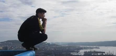 种族天赋？为什么很多欧美人做不了“亚洲蹲”，原因让人不开心！