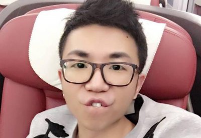 ​斗鱼土豪主播远洋君疑似跳槽? 微博中一个表情暗示了下一家!