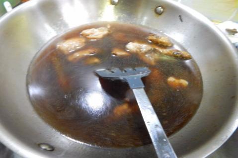 糖醋小排的正宗做法，酸甜可口，外酥里嫩，吃完一块还想来一块