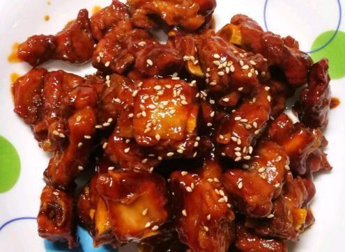 糖醋小排的正宗做法，酸甜可口，外酥里嫩，吃完一块还想来一块