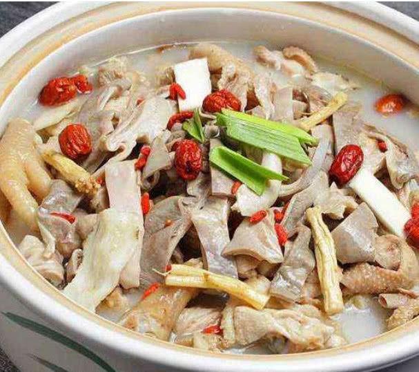 猪肚鸡最佳教程，广东人最爱的家常菜，做法简单味道棒，驱寒养胃