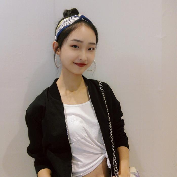 维秘面试PK下吴宜桦及一众外模，新秀贺楚妍，来头只是普通学生