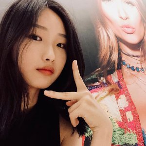​维秘面试PK下吴宜桦及一众外模，新秀贺楚妍，来头只是普通学生