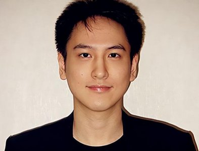 ​汤珈铖：被抑郁症折磨的富豪家族“黑狗”，那些消失网络的日子
