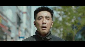 笑点密集！这部小成本喜剧，没请1个知名演员，上映后票房破8亿