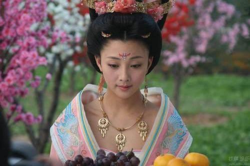 张榕容演绎混血杨贵妃, 马苏、范冰冰、殷桃, 最经典的是甜妞!