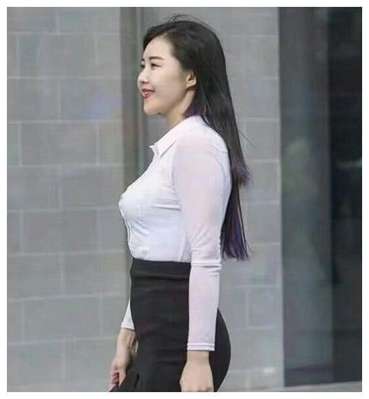 抖音“微胖女神”走红，回眸一笑百媚生，网友：温柔了谁的岁月