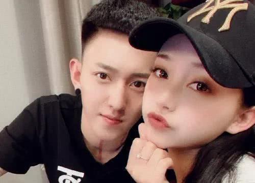 韩安冉离婚后，又一快手网红哭诉离婚，直播间手撕婆婆种种恶行