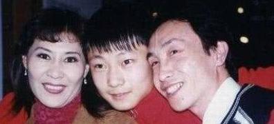 巩汉林儿子近照：长相酷似父亲，出道六年未火曾有望当潘长江女婿