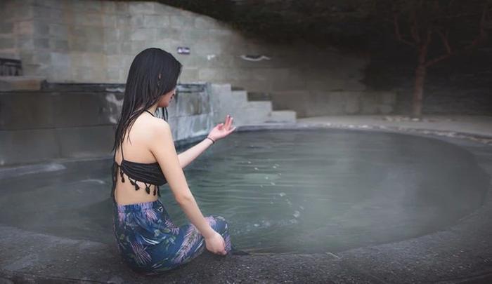 不负初冬去旅行，爬山吸氧泡温泉，一次收获冬季诱惑的九皇山之旅