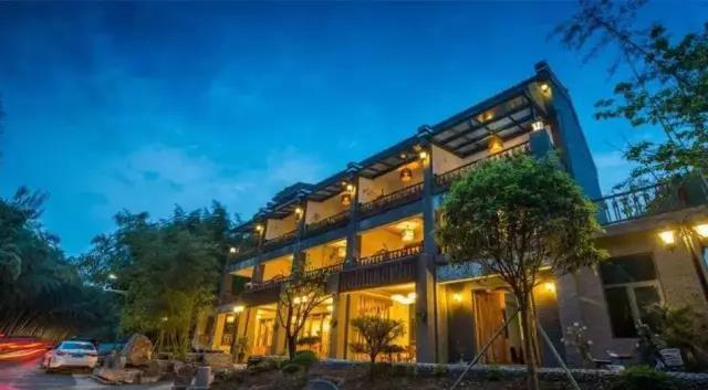 栾川包下整条高速，对全国自驾车免费