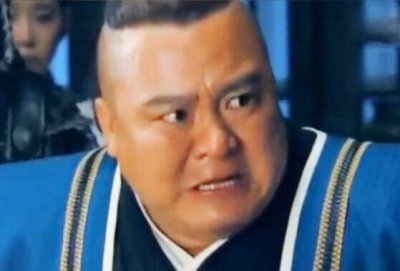 ​4个版本“李元霸”，前三位都是来搞笑的，唯独他才是真正的经典