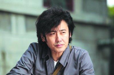 吴秀波的大叔体质太受小姑娘喜欢, 这位19岁女孩也被牵涉?