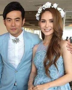 ​本以为是周杰伦晒女儿小周周的照片，认真一看原来是爱妻昆凌美照