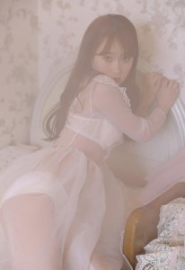 ​极品网红美女阳光妩媚清新唯美私房写真集