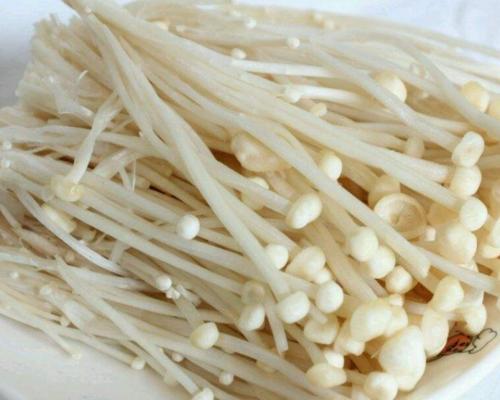 刚买回来的金针菇非常脏? 教你清洗金针菇的步骤, 一起来试试