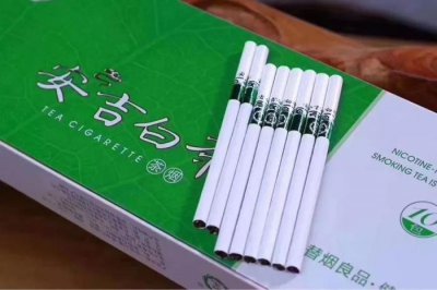 ​茶叶变身“戒烟神器”，不仅能泡也能抽？我们找到几位专家求证...